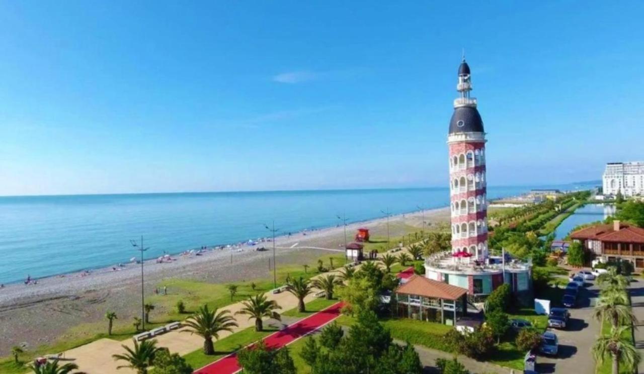 Lux Apartaments Batum Dış mekan fotoğraf