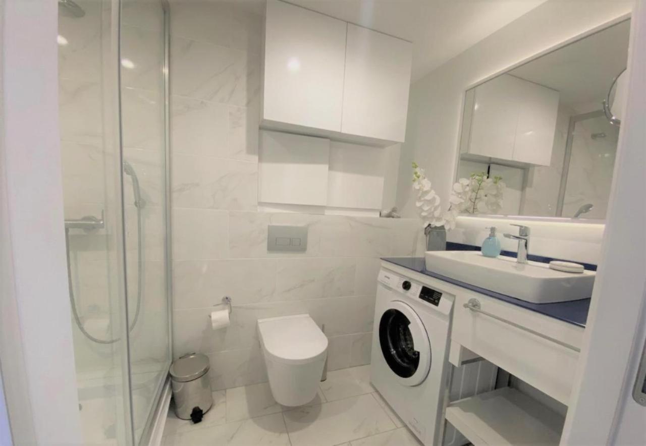 Lux Apartaments Batum Dış mekan fotoğraf