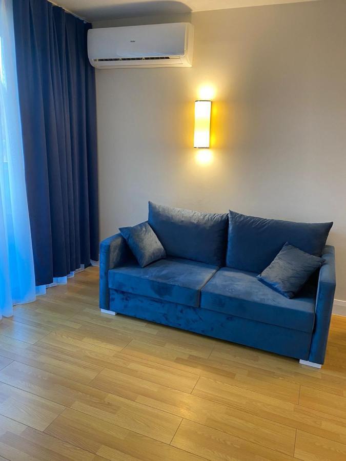Lux Apartaments Batum Oda fotoğraf